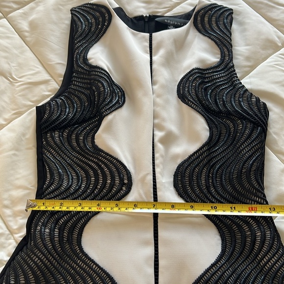 Vintage Color block Black And White 2 Tone Contrast Embroidery Accent Dress XS - Picture 11 of 15
